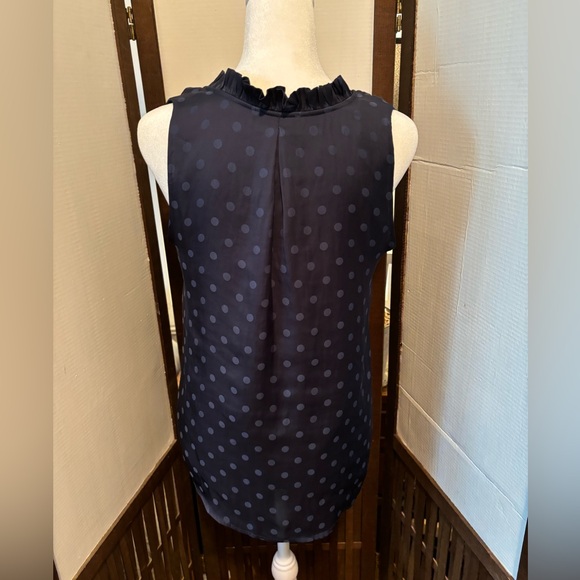 NEW WITH TAGS - Veronica M. - Navy Blue Polka Dot Sleeveless Top- Small - Picture 3 of 6